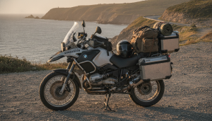 découvrez nos conseils pratiques pour préparer et emmener votre moto en vacances cet été en toute sécurité et sérénité.